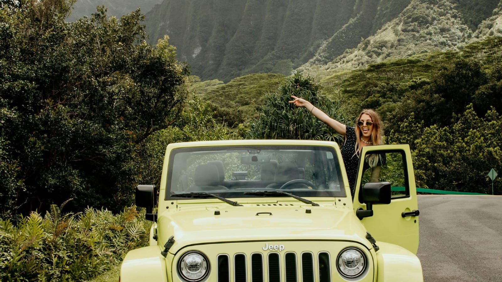 The Summer of Fewer Mustangs: What's Really Happening to Hawai'i Tourism (Mid-2025)